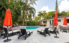 Private Oasis With Pool Near Beaches, Dining & Las Olas