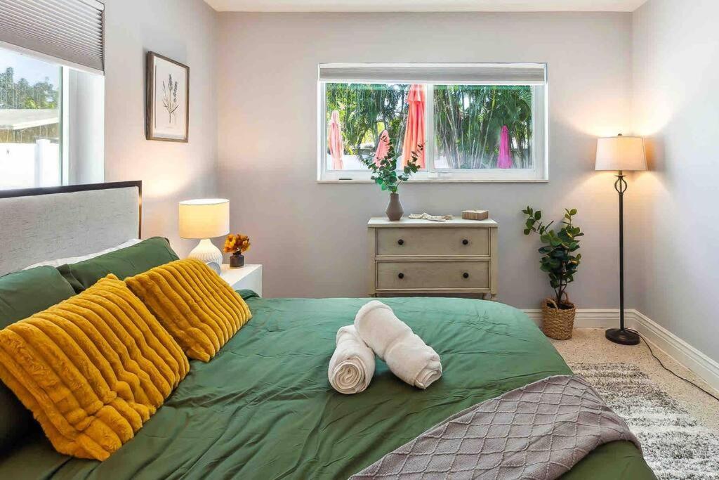 Private Oasis With Pool Near Beaches, Dining & Las Olas Fort Lauderdale Exterior photo