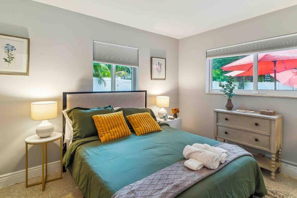 Private Oasis With Pool Near Beaches, Dining & Las Olas Fort Lauderdale Exterior photo