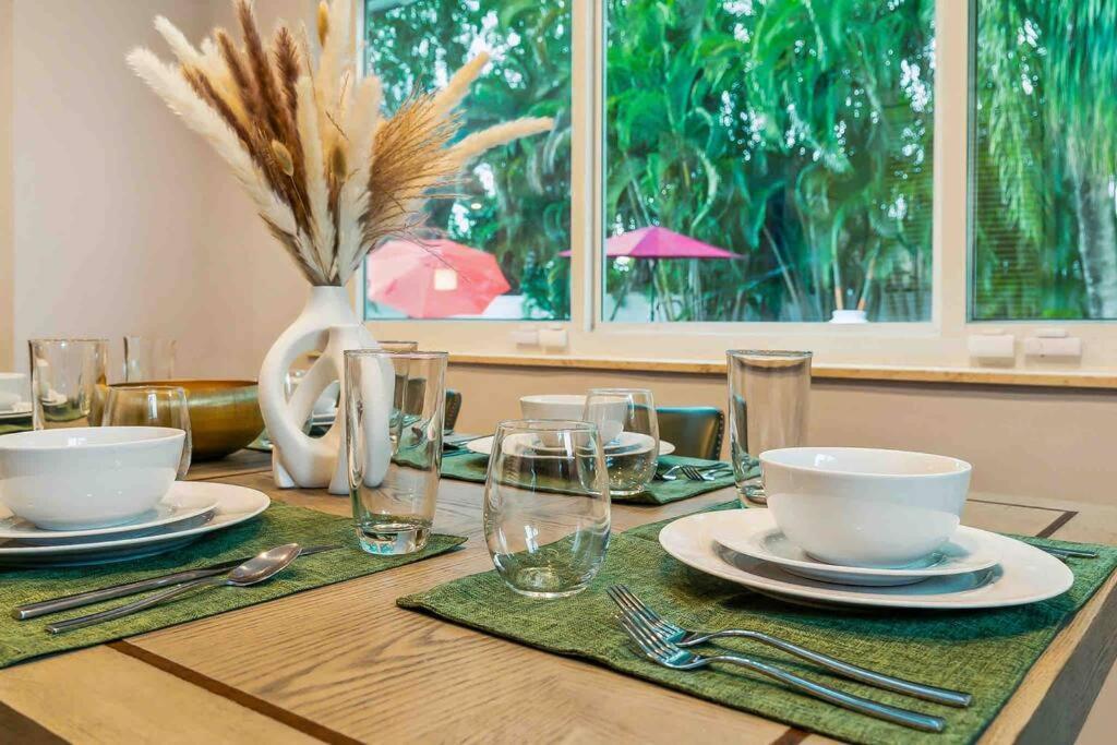 Private Oasis With Pool Near Beaches, Dining & Las Olas Fort Lauderdale Exterior photo