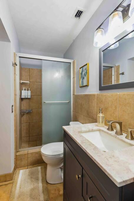 Private Oasis With Pool Near Beaches, Dining & Las Olas Fort Lauderdale Exterior photo